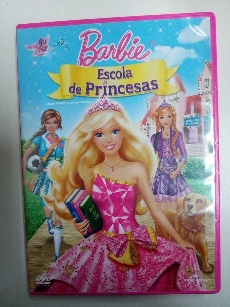 Barbie Escola de Princesas - Livro com Autocolantes - Livro - Bertrand