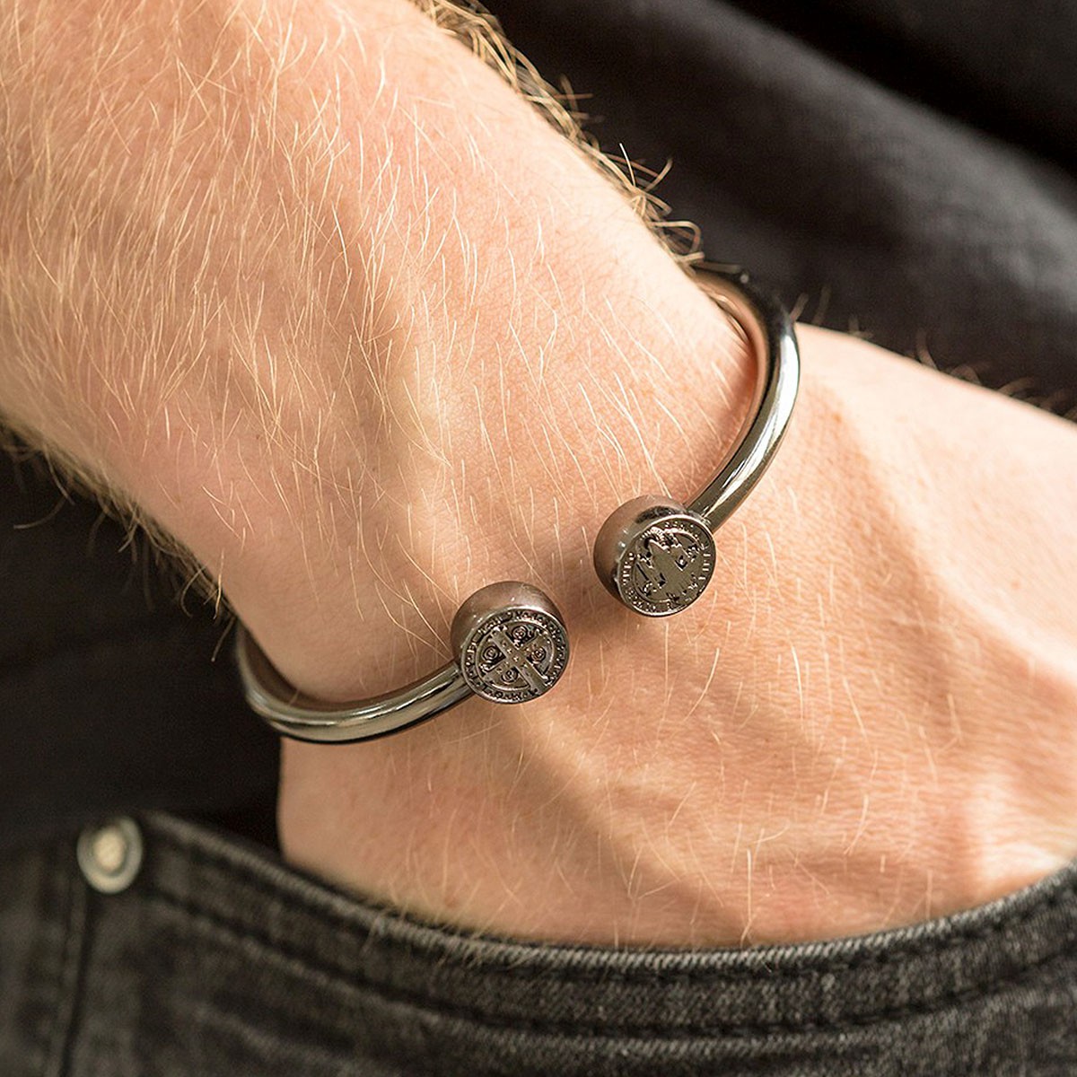 Bracelete Masculino Amuleto de São Bento de Aço - Pádua Store