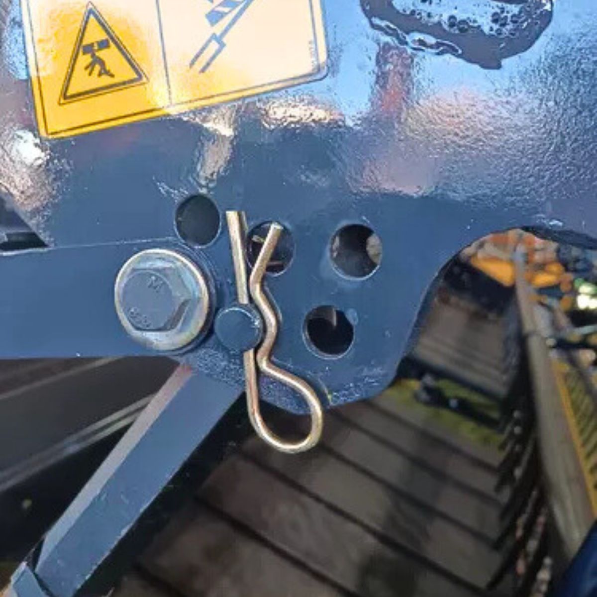 Grampo Pino R Trava Porcas Eixos Fixação Rápida Aço Carbono - Parafusos e  Ferramentas Especiais