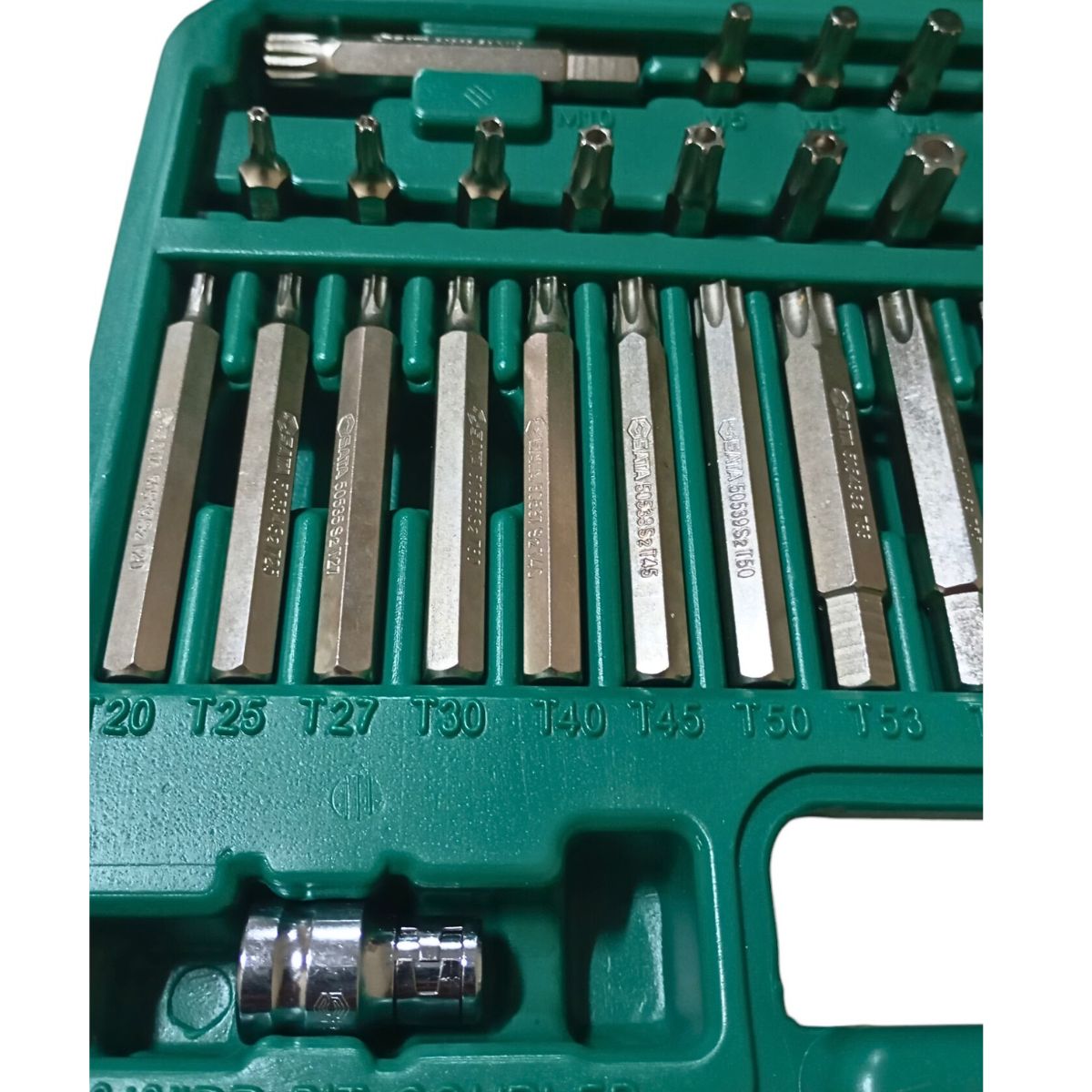 Jogo de Bits e Pontas 8mm com Maleta 42 Peças SATA ST09327