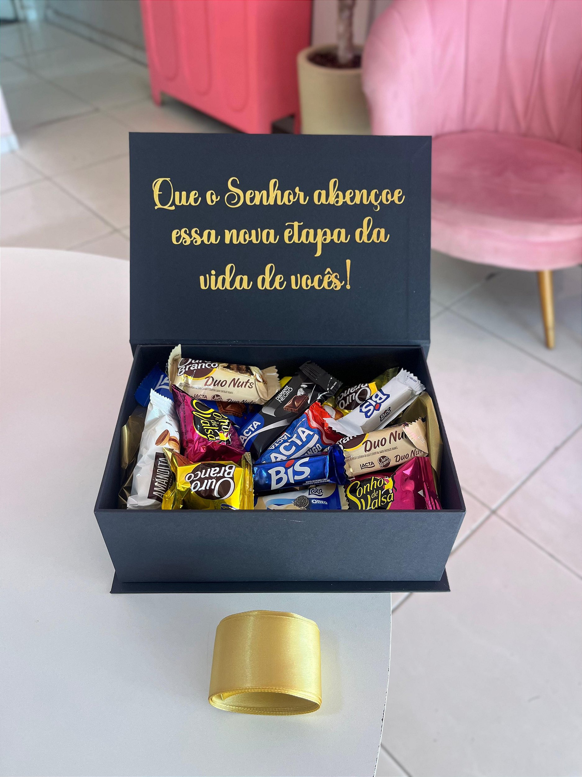 Mini Caixa com Tampa fixa com Chocolates - Código 0159 - Meninas