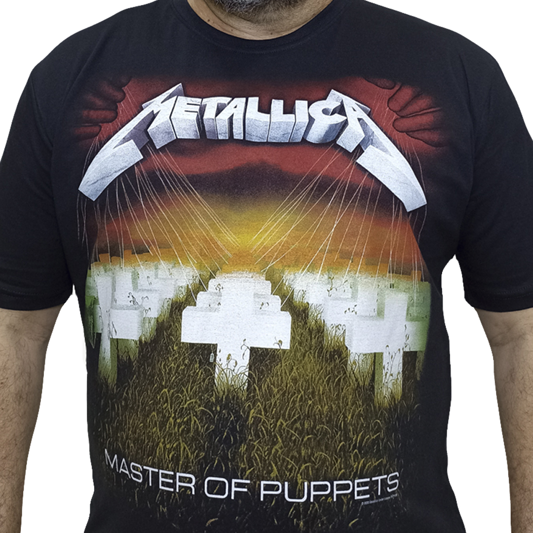 Camiseta Metallica Master Of Puppets - Véio do Rock