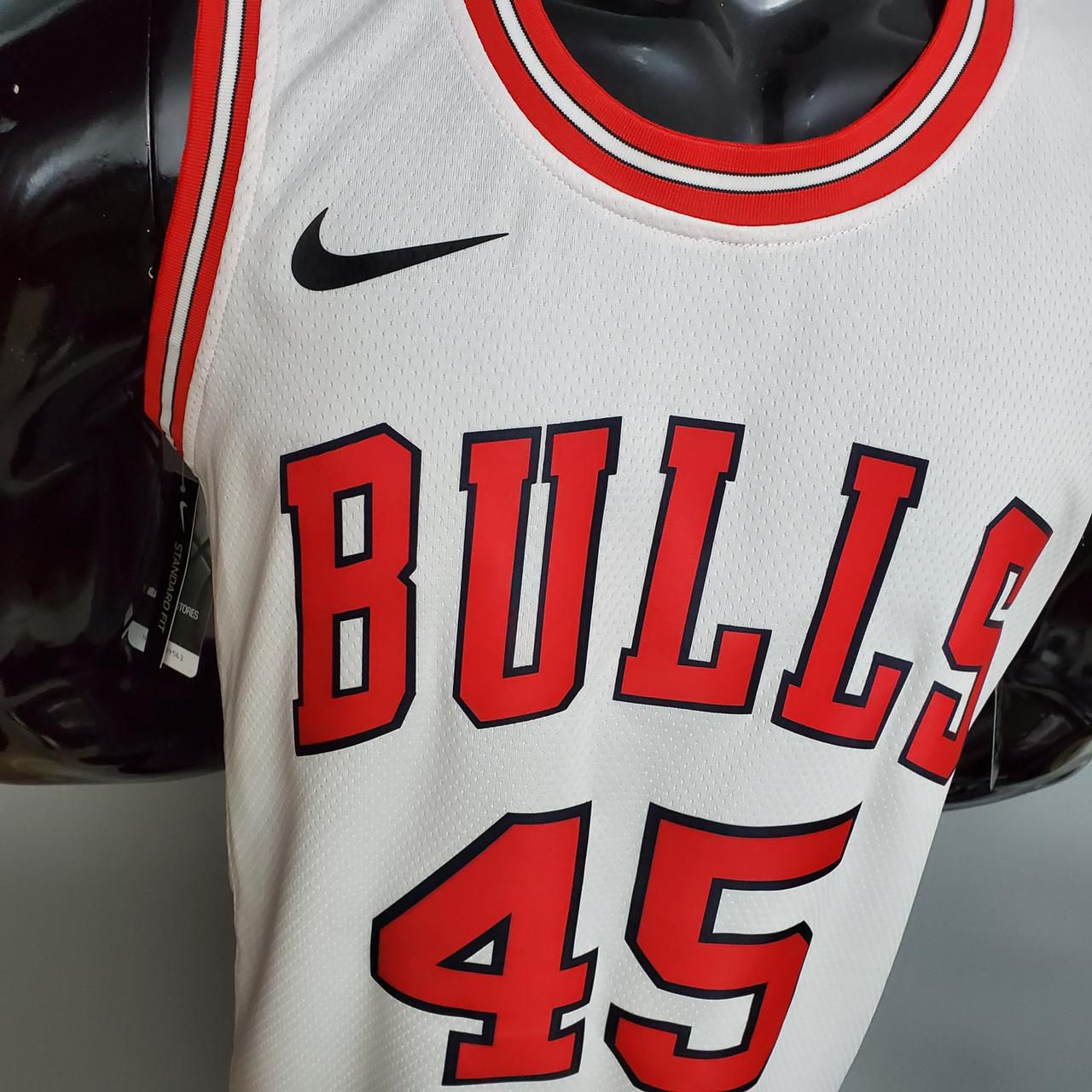 Regata Basquete NBA Chicago Bulls Jordan 45 Branca Edição Jogador