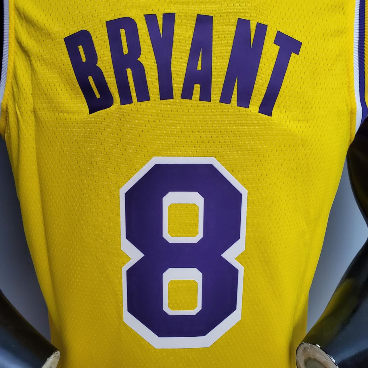 Regata Basquete NBA Lakers Bryant 8 Amarela Edição Jogador Silk