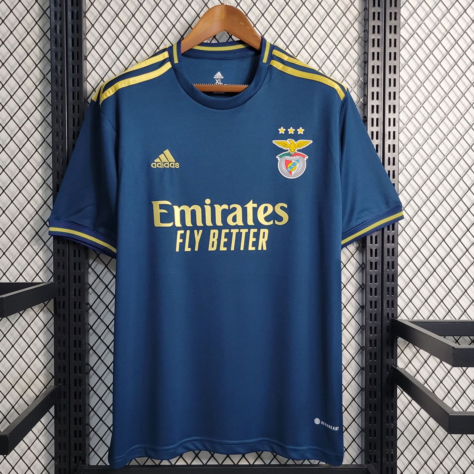 Nova Camisa Benfica Edição Comemorativa Torcedor Masculina 2023 / 2024 -  021 Sport | Maior Variedade de Camisas de Futebol | 12% Off no Pix e Frete  Grátis