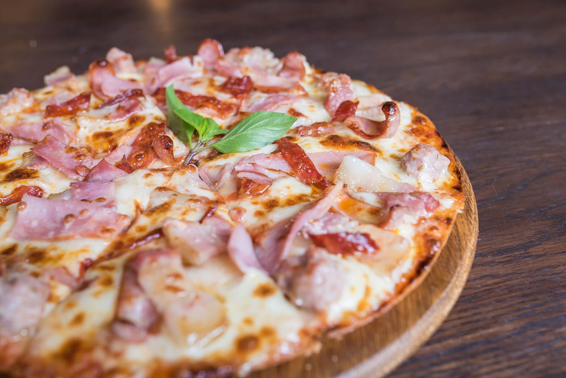 Peito de peru com Catupiry: Pizza Place Pizzaria e Esfiharia