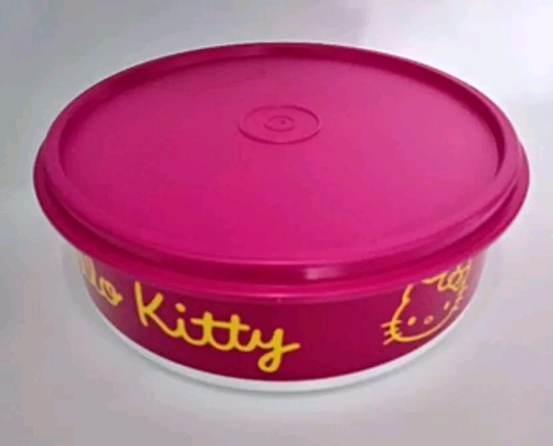 Tupperware Hello Kitty Meal Time