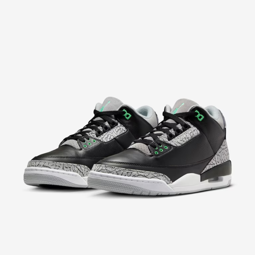 Air Jordan 3 Retro Green Glow - Blackapparel