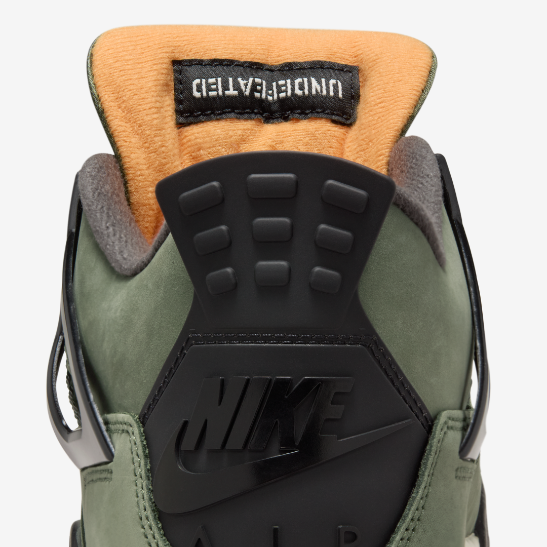 Tênis Jordan 4 Retro OG SP Undefeated 2025 Verde Militar