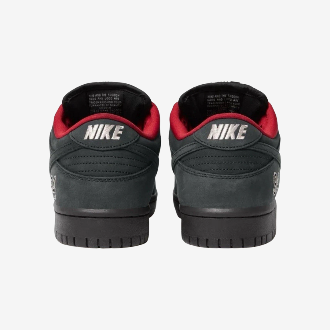 Tênis Nike SB Dunk Low Supreme 94 Preto | BlackApparel - Blackapparel