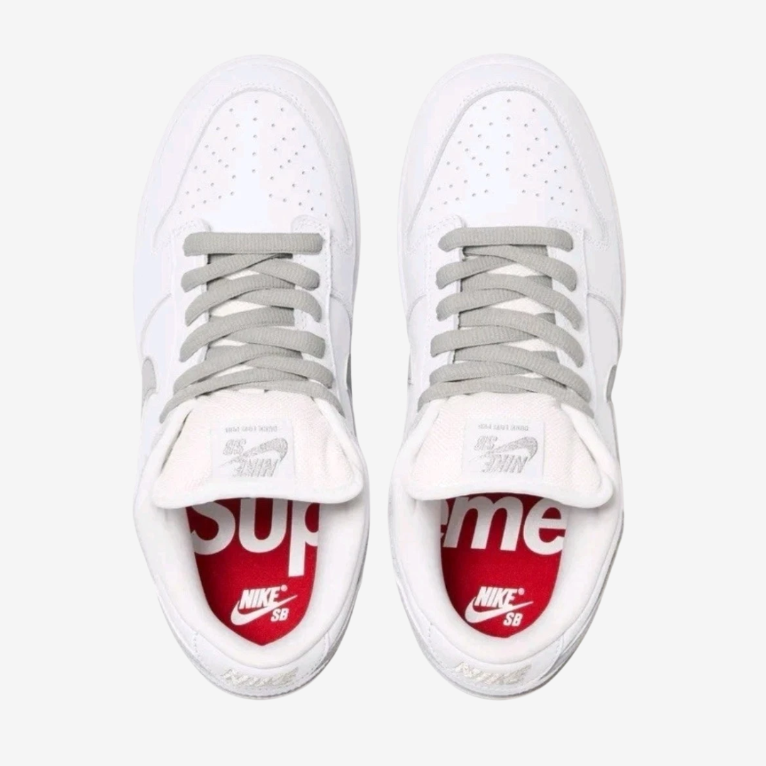 Tênis Nike SB Dunk Low Supreme 94 Branco Prata | BlackApparel