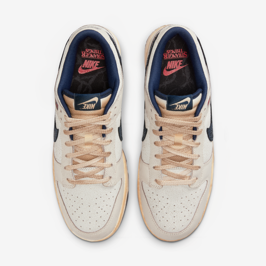 Tênis Nike Dunk Low Stranger Things Phantom Navy | BlackApparel Tênis Nike Dunk Low Stranger Things Phantom Navy | BlackApparel