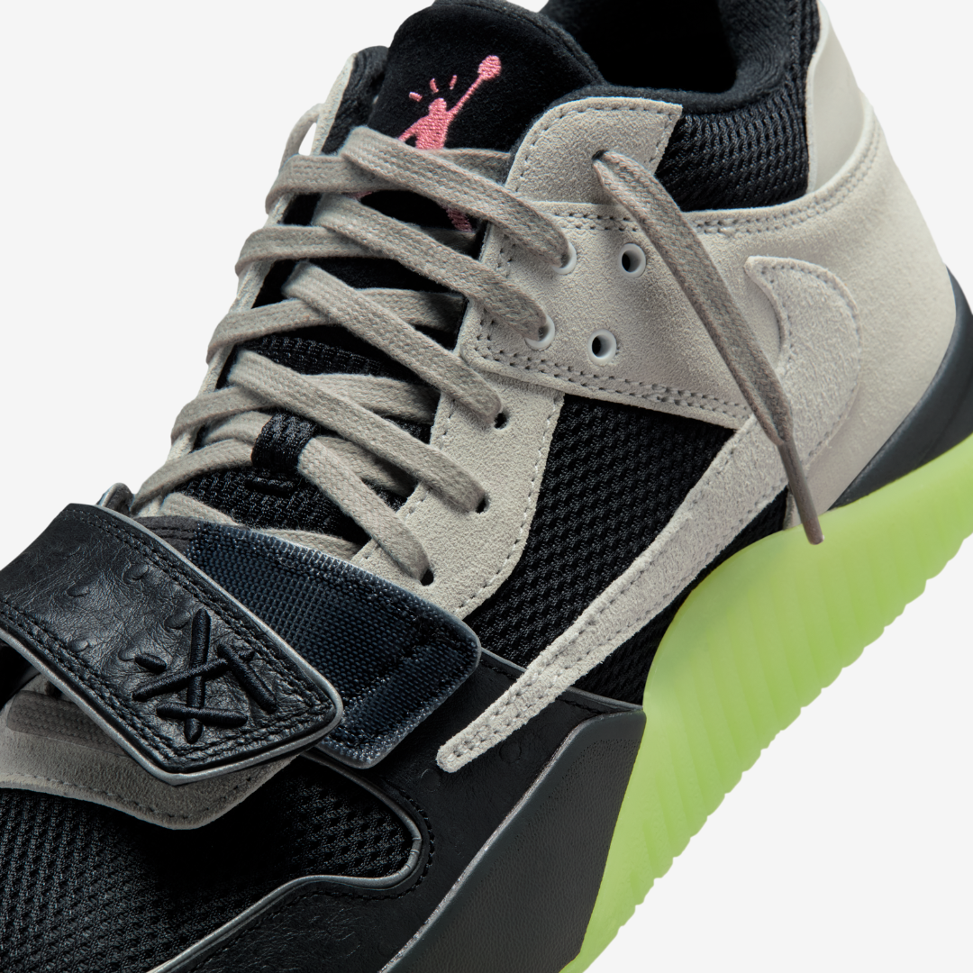 Tênis Jordan Jumpman Jack TR Travis Scott Chase B Black