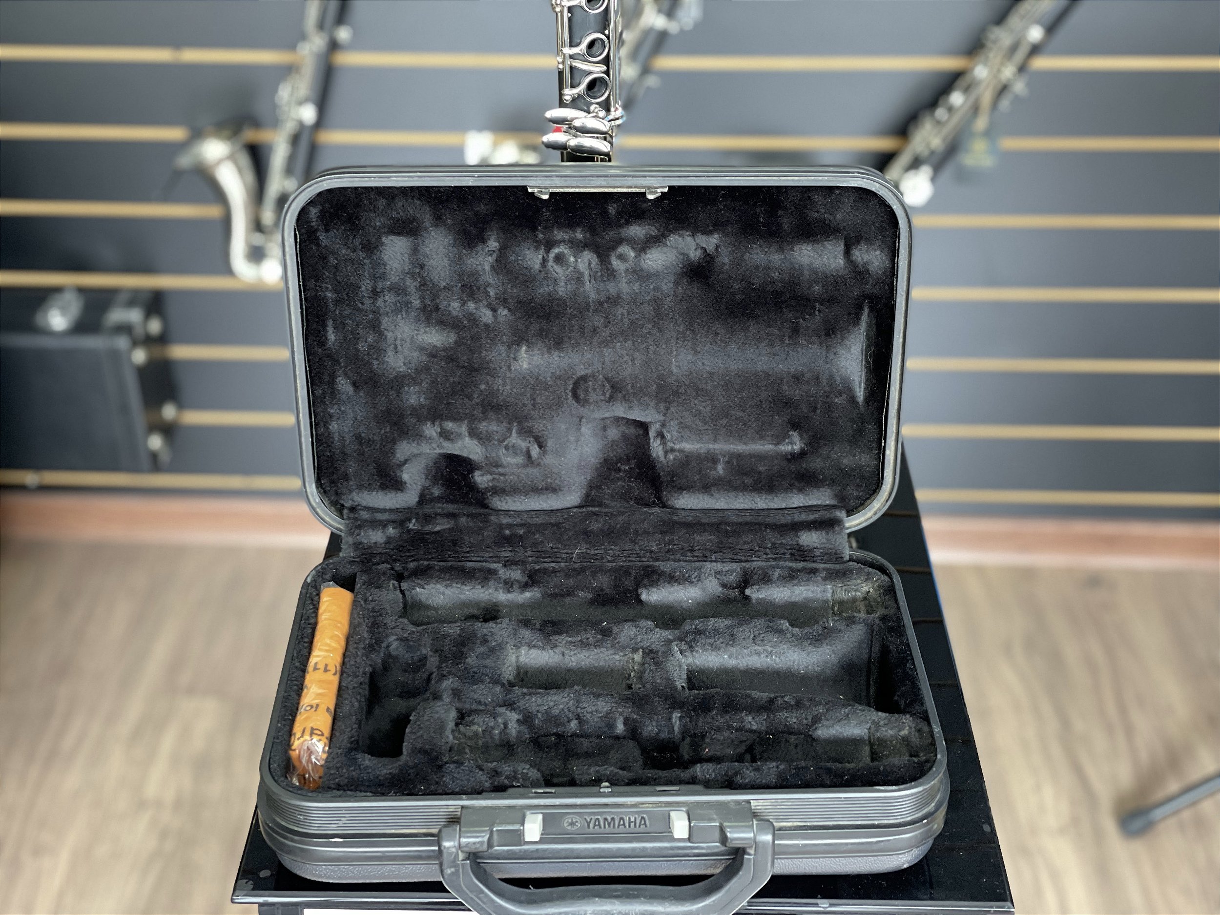 Yamaha YCL250 J81221 Quero um Instrumento