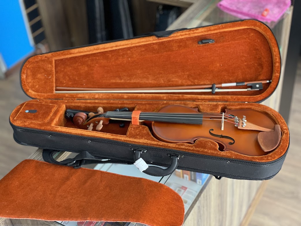 VIOLINO HOFMA 4/4 HVA-120 (SEMINOVA) PARCELAMOS EM ATE 10X S