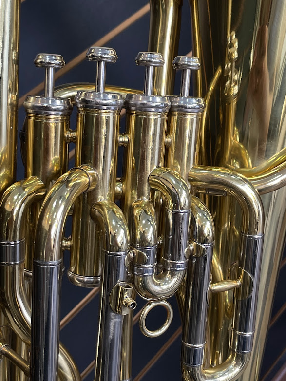 Eufônio/ Bombardino Yamaha modelo YEP-321 c/ 4 pistos em Si bemol