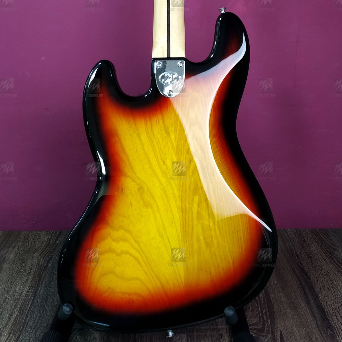 Baixo 4 Cordas Jazz Bass Ash SX SJB75+ 3TS 3 Tone Sunburst com Bag