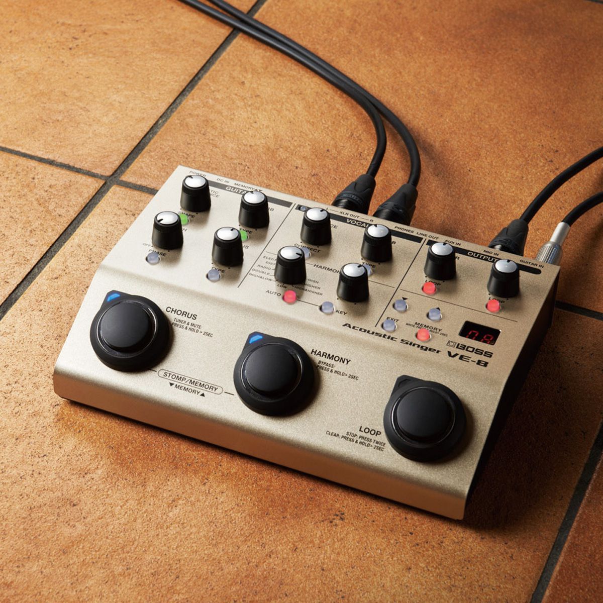 Pedal Boss Módulo de Efeitos para Voz e Violão VE-8 com Fonte