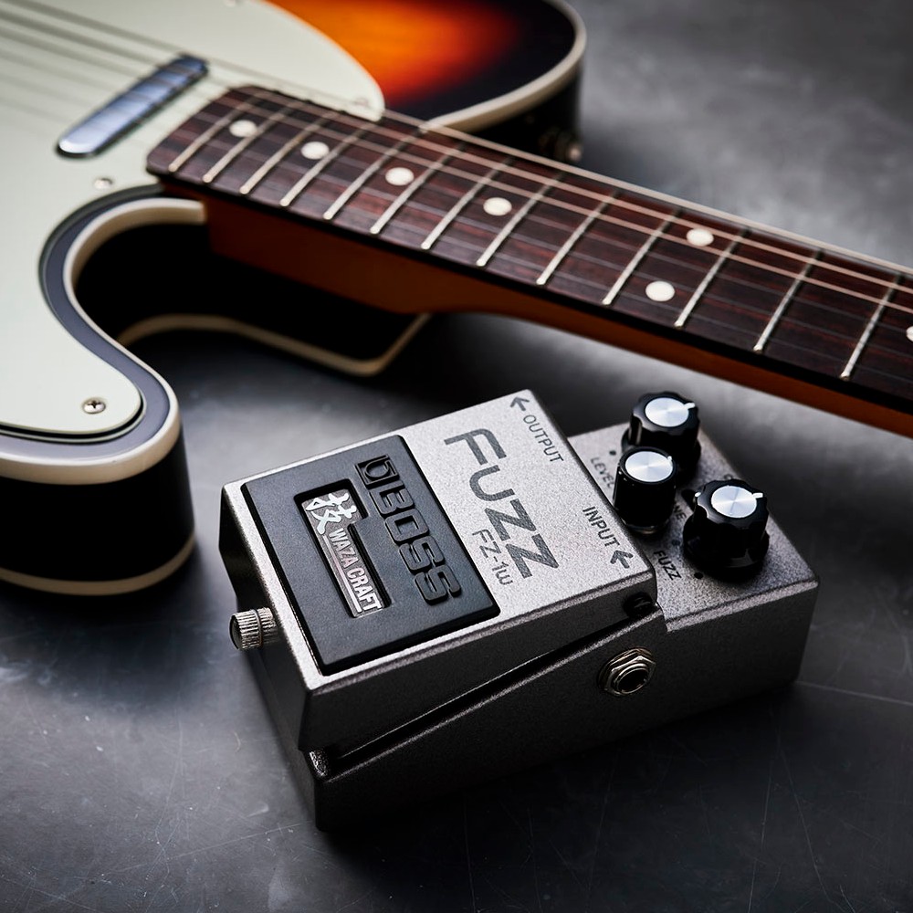 Pedal Guitarra Fuzz Waza Craft Boss FZ-1W - AudioDriver
