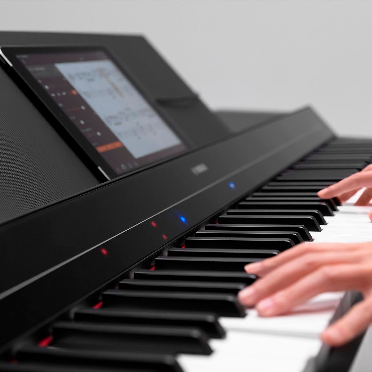 Piano Digital 88 Teclas Portátil Yamaha P-S500B Preto