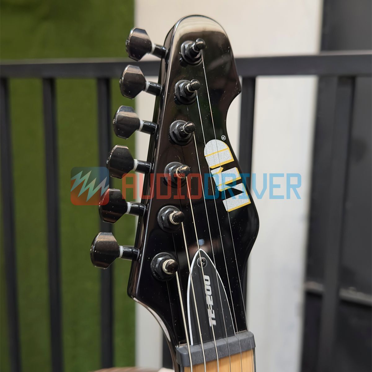Guitarra Telecaster ESP LTD TE-200M Black - AudioDriver