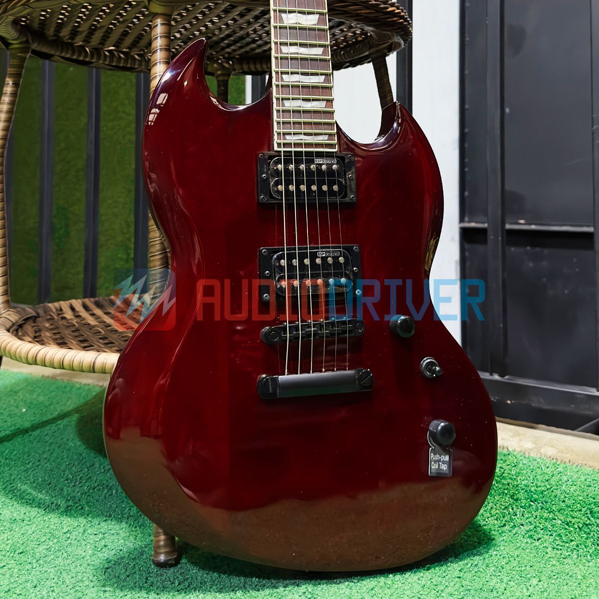 Guitarra SG ESP LTD VIPER-256 See Thru Black Cherry