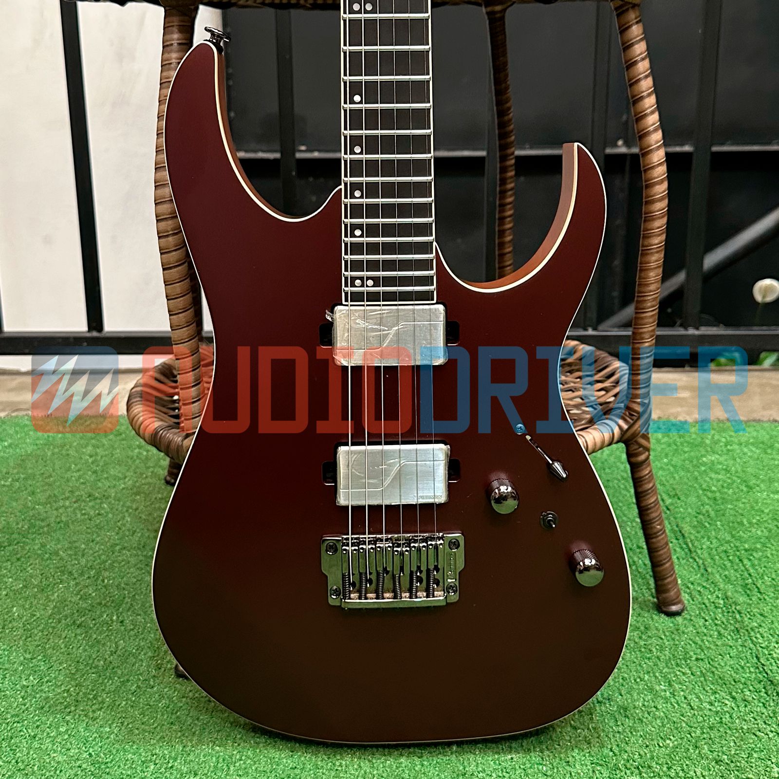 Guitarra Super Strato Japonesa Ibanez RG5121 Burgundy Metallic