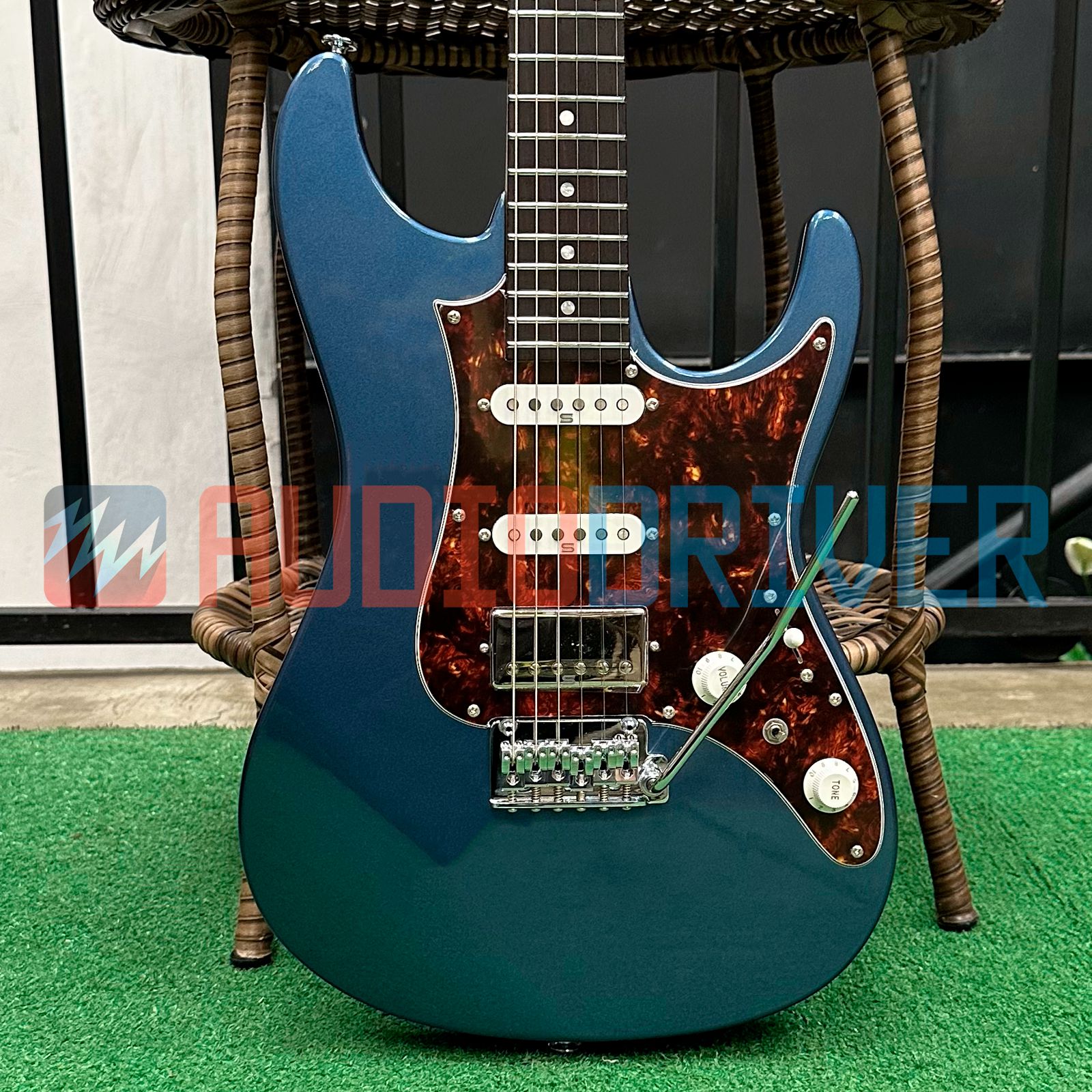 Guitarra Super Strato Japonesa Ibanez AZ2204N Prussian Blue