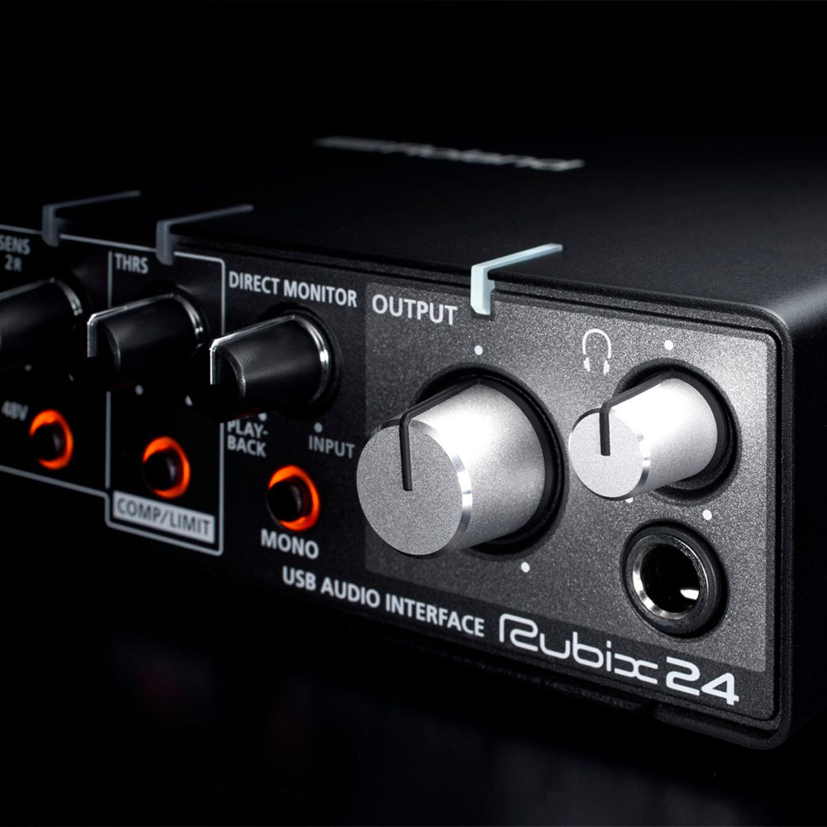 Interface Rubix 24: Conectividade Profissional para Gravação e
