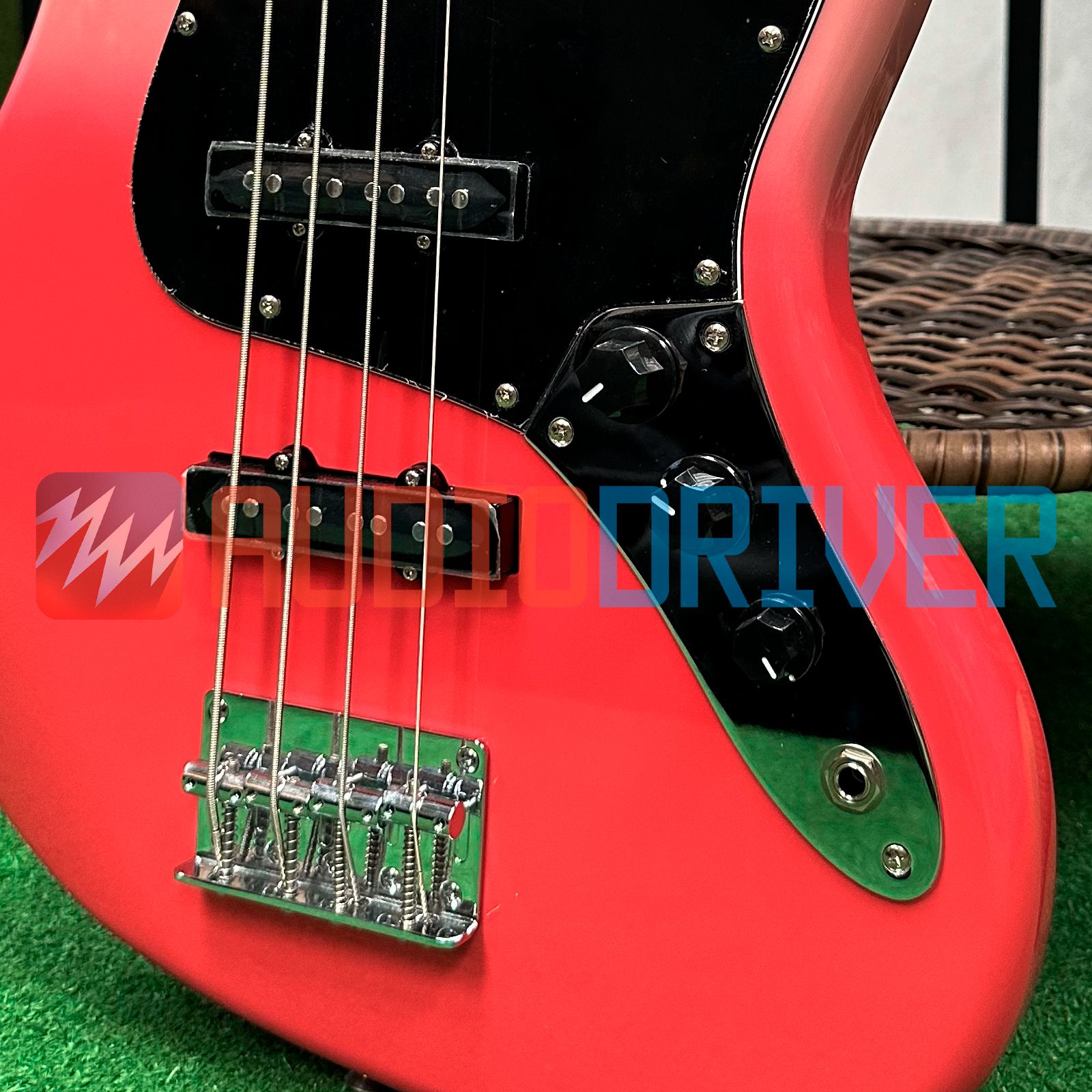 Baixo 4 Cordas Jazz Bass Passivo SX SBM-1 PT Pink Twilight