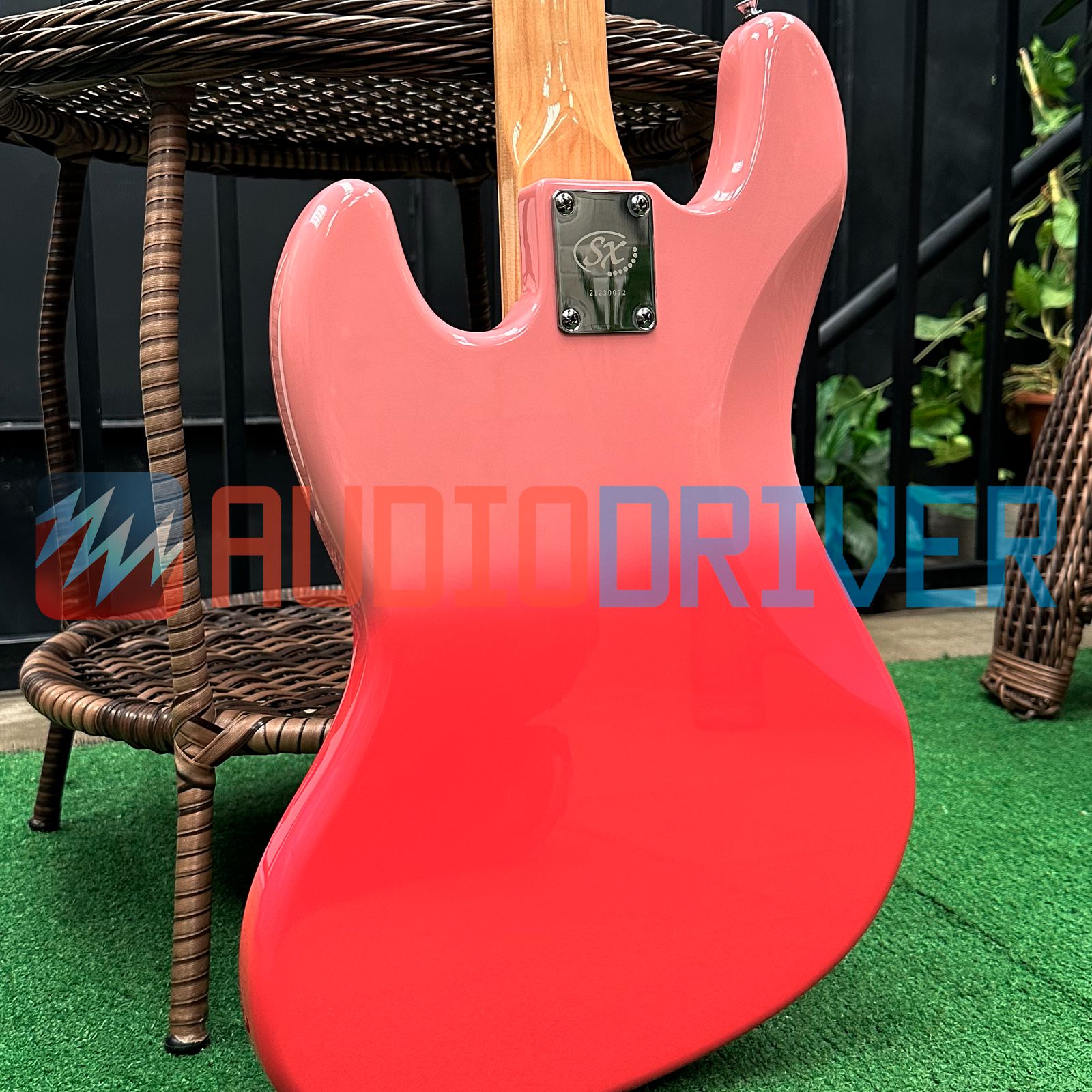 Baixo 4 Cordas Jazz Bass Passivo SX SBM-1 PT Pink Twilight
