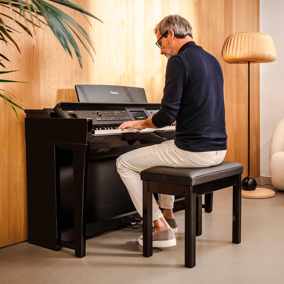 Piano Digital Yamaha Clavinova CVP-905PE – Qualidade e Tecnologia