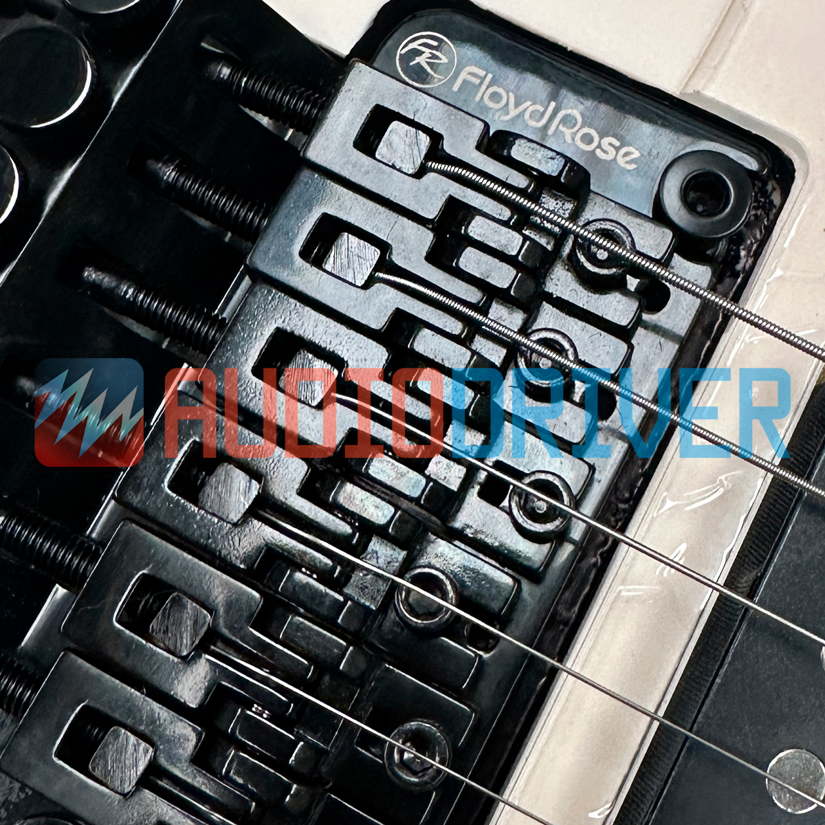 Guitarra Super Strato Waldman WIG450X TWHS – Toque com Estilo e