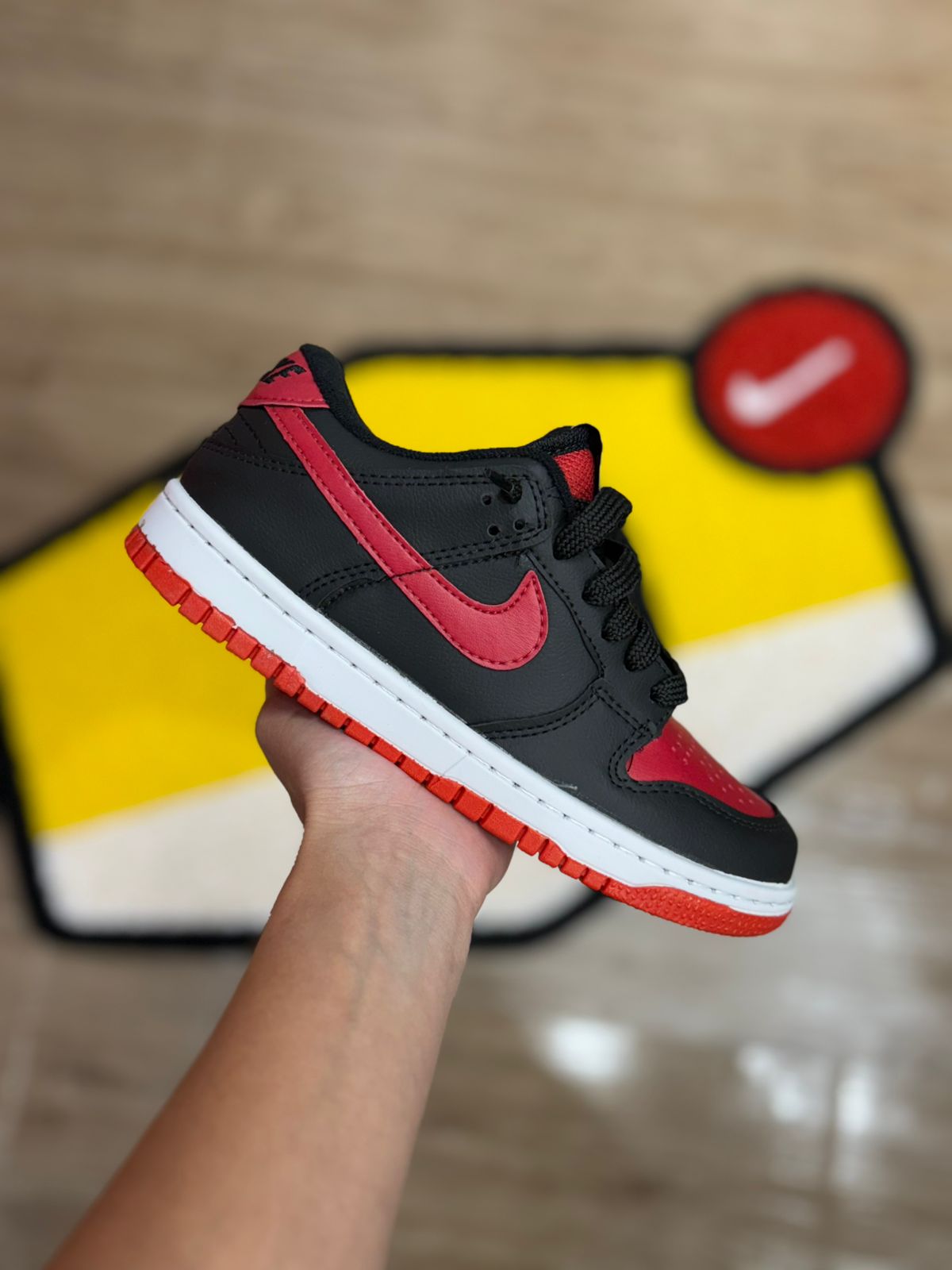 TENIS NIKE DUNK PRETO E VERMELHO - DA FANATICOS - Os melhores conjuntos ...