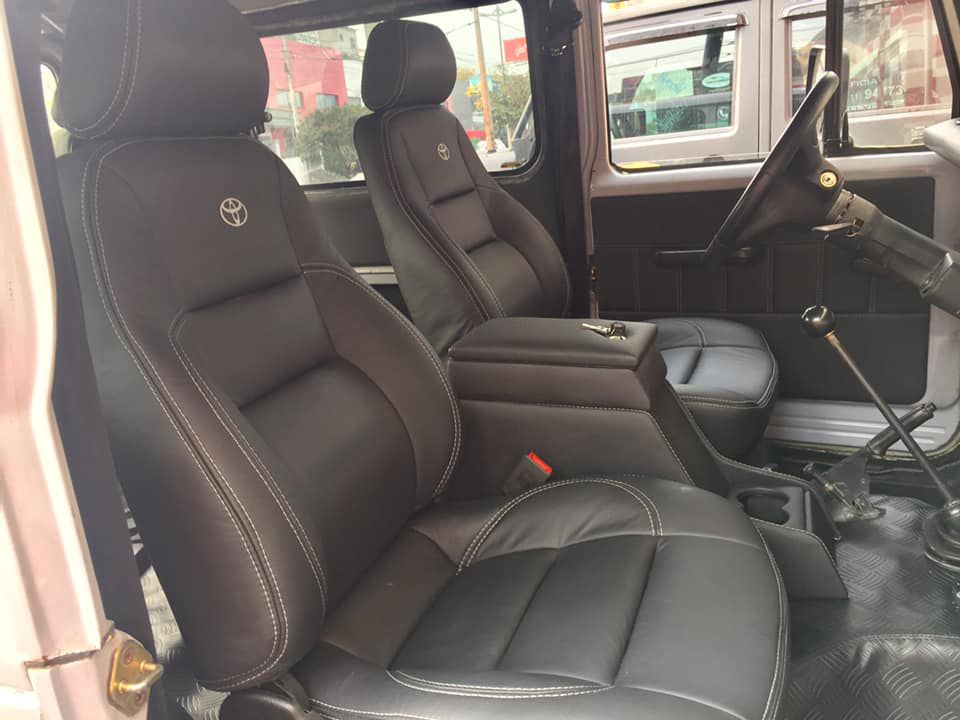 BANCO RALLYE DESIGN CL EM COURO (PAR) - Jeep Militar