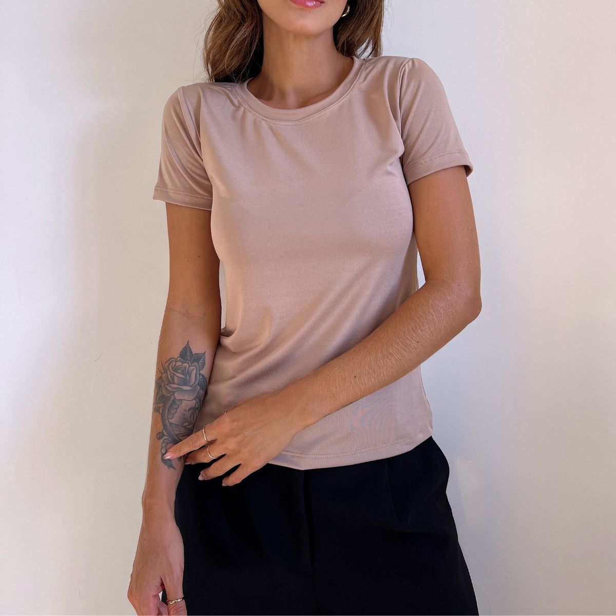 Tshirt Basic Tl Nude Tais Lourani Tshirteria