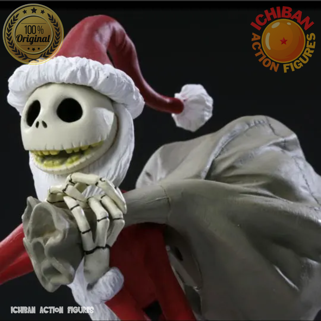 SANTA JACK SKELLINGTON AND ZERO THE NIGHTMARE BEFORE CHRISTMAS