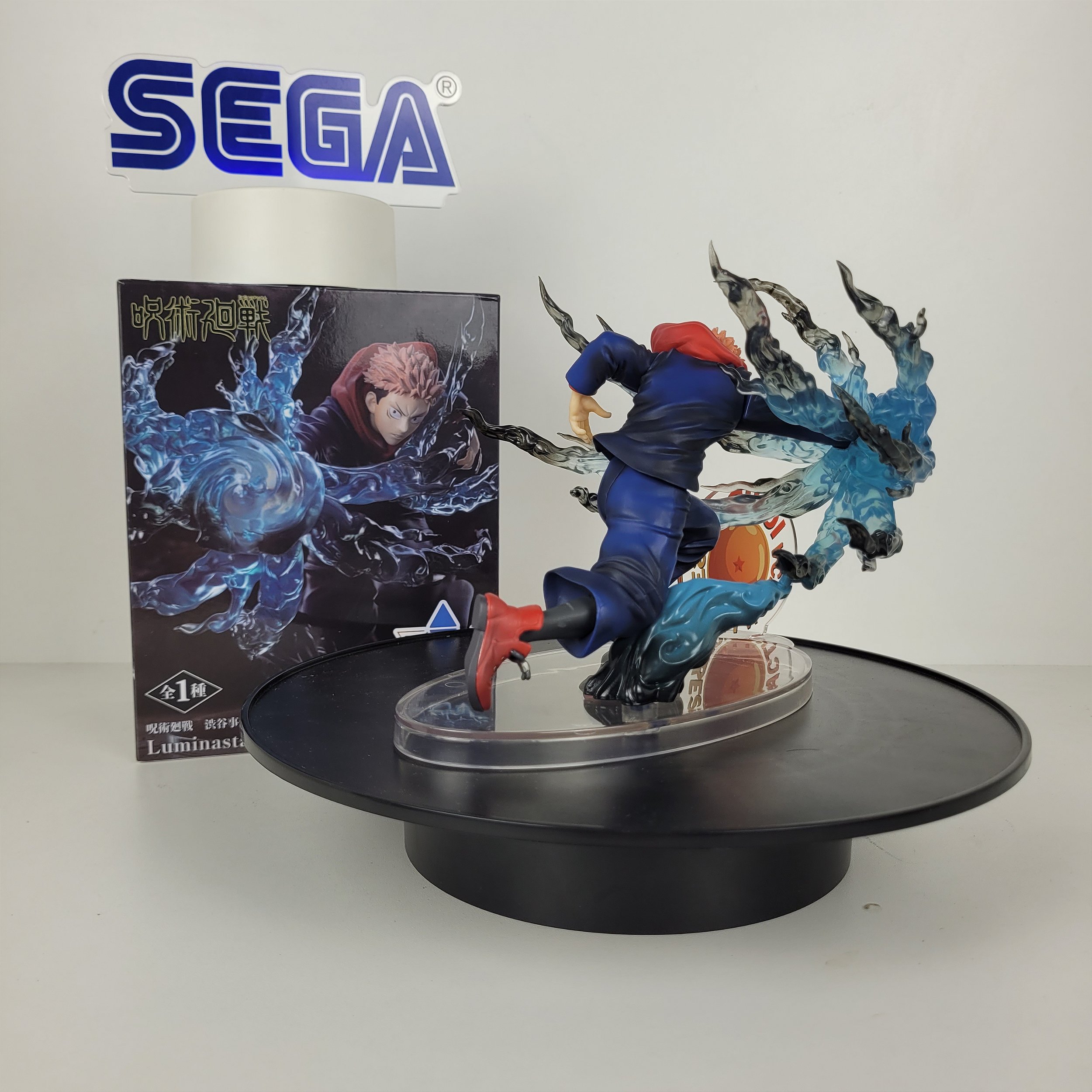 YUJI ITADORI DIORAMA NA MÃO JUJTSU KAISEN LUMINASTA VER. 2 SEGA