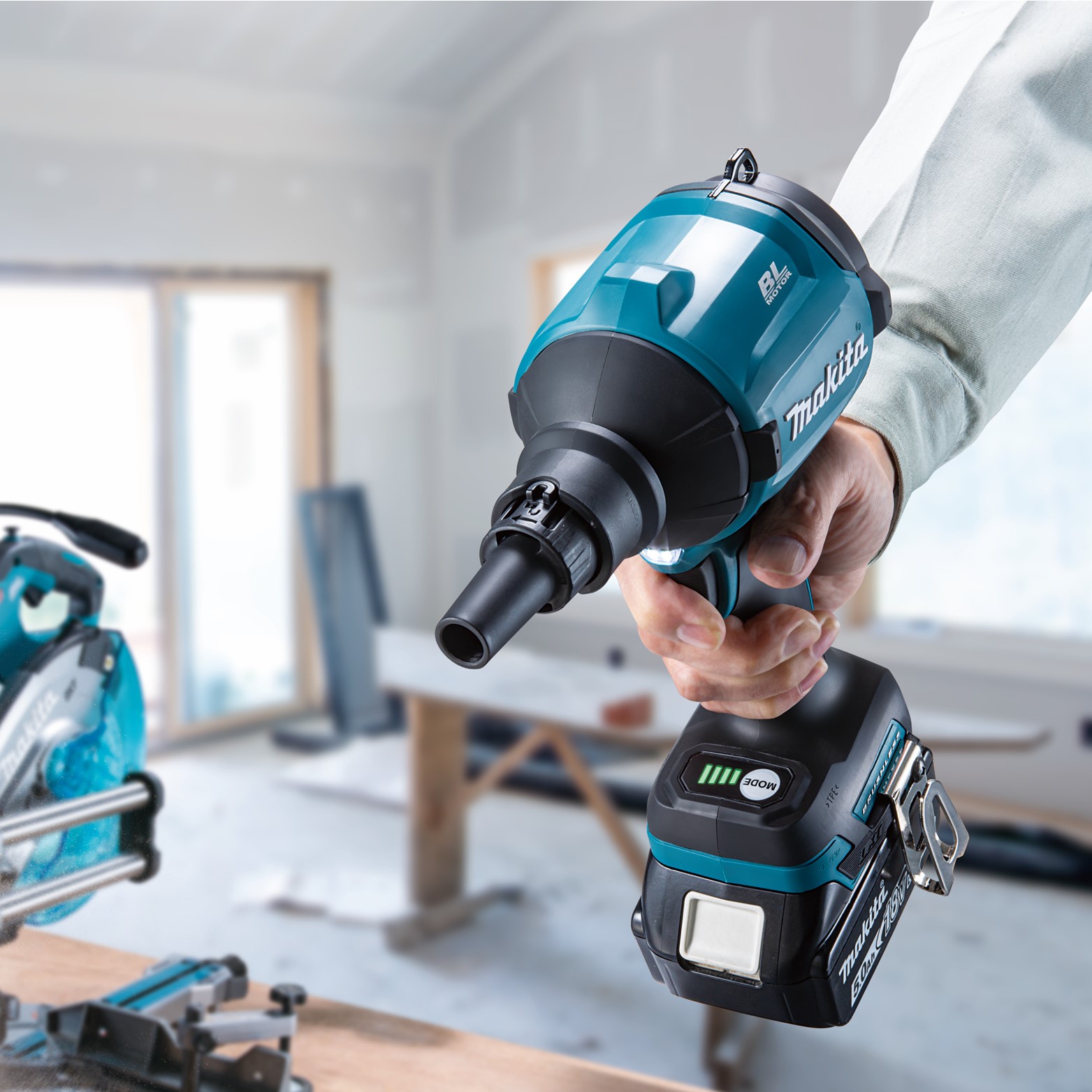 Soprador e Inflador a Bateria 18V LXT Makita DAS180Z - Tocco