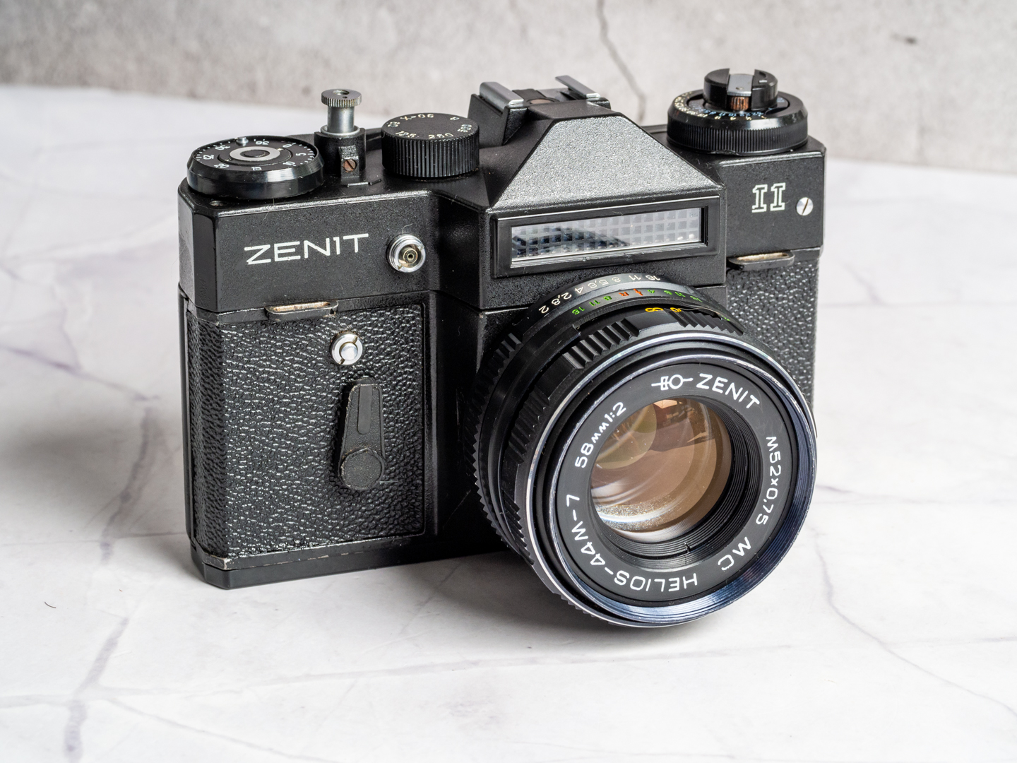 Camera 35mm - Zenit 11 + Lente Helios 44M-7 58mm f2.0 (8/10) - Foto com ...