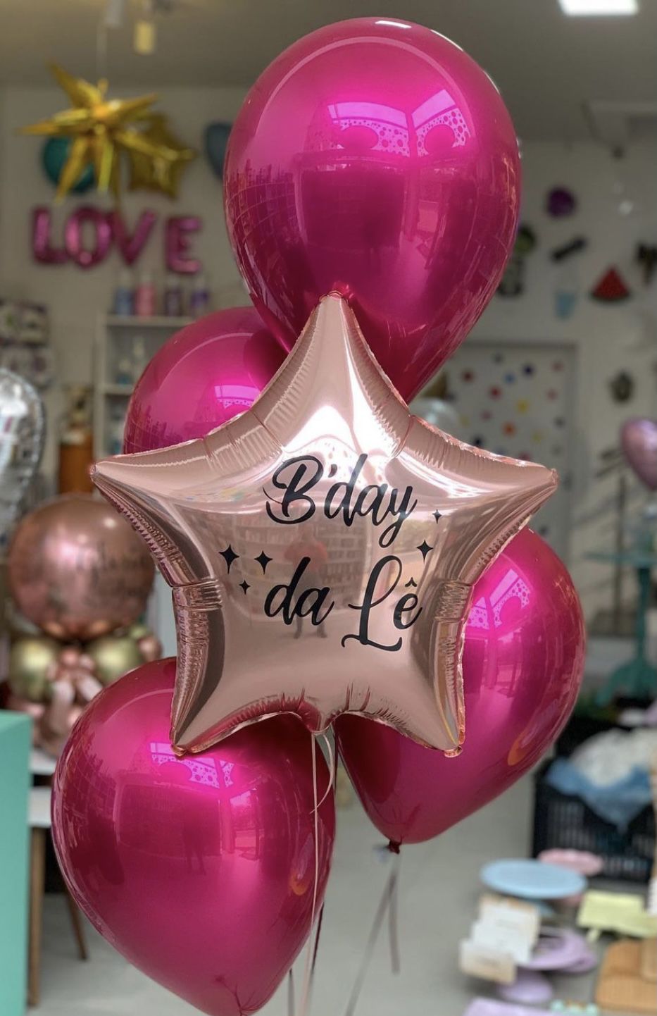 Buquê de balões Personalizado - Confetti Festas - Os melhores artigos para  sua festa