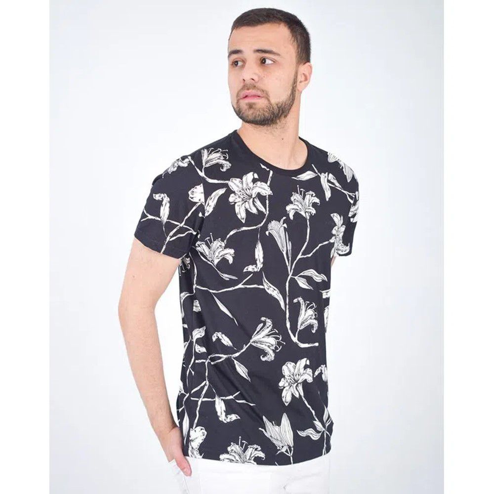 Camiseta Colcci Floral Preta Masculina - Dom Store Multimarcas Vestuário  Calçados Acessórios
