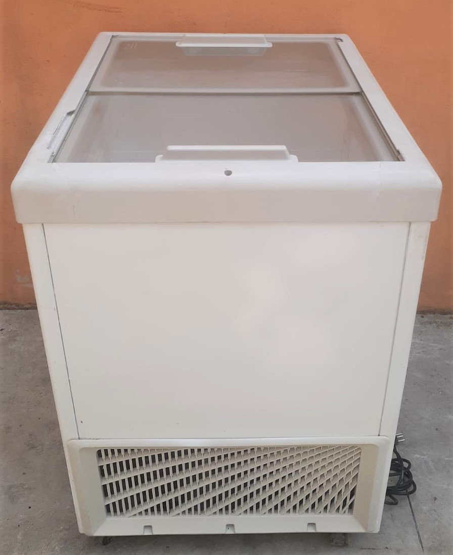 Freezer Horizontal Tampa de Vidro 160L HF20S Metalfrio [Usado] Ilha