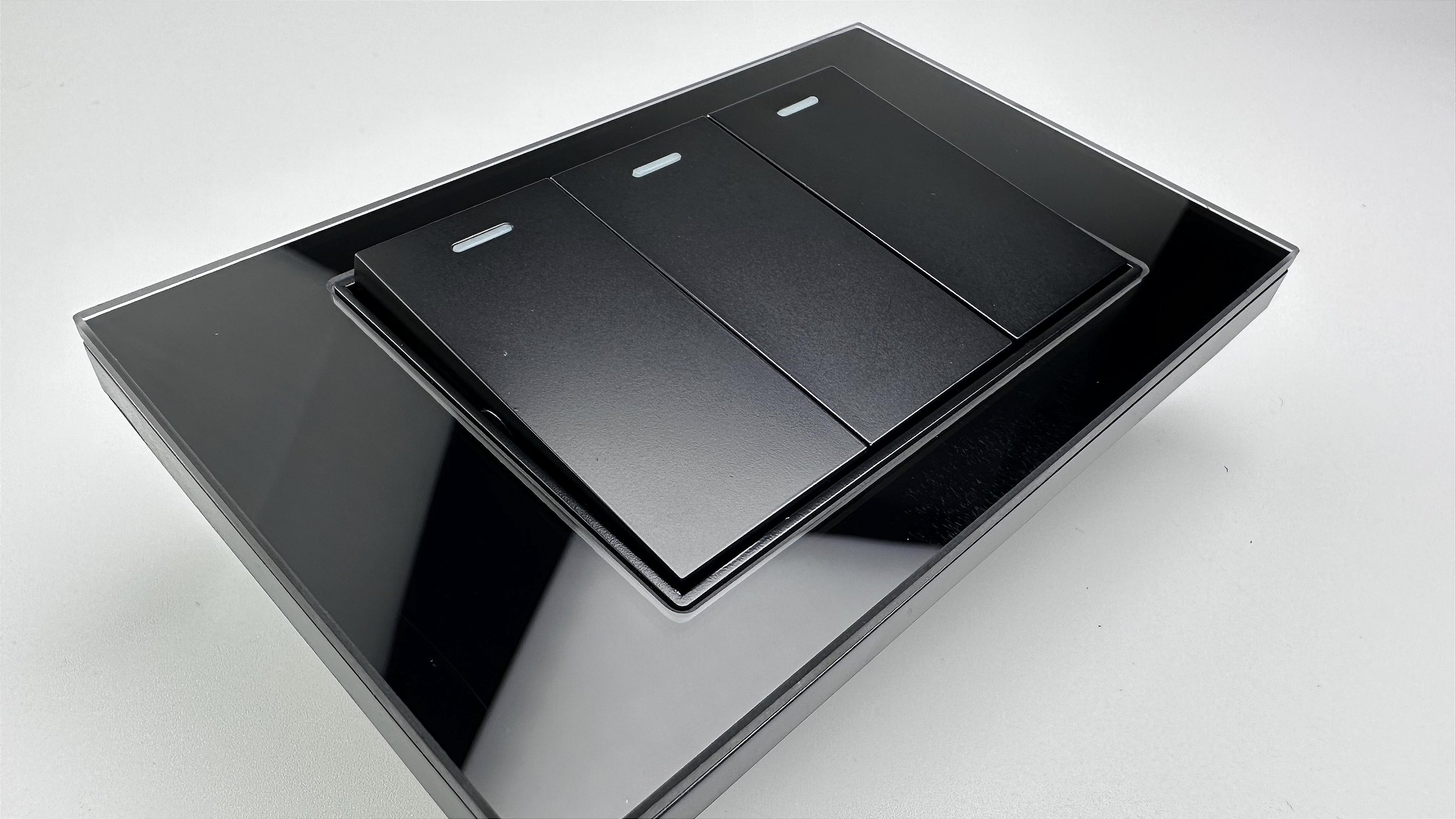 Interruptor 3 Teclas Acabamento Premium Vidro Temperado 4x2