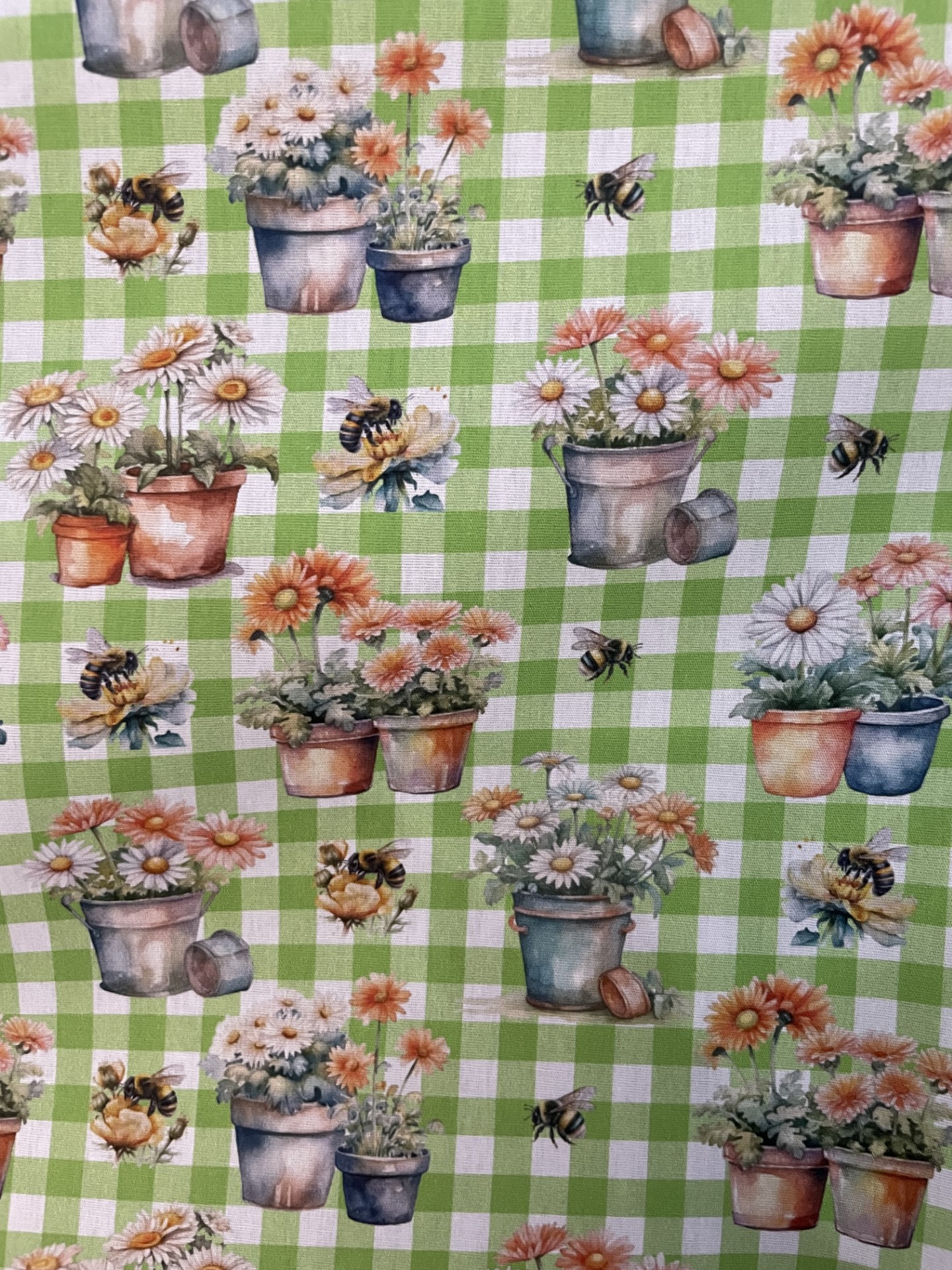 Tecido Tricoline Estampado Vasos de Flores Fundo Xadrez Verde e Branco -  50cm x 1,50mt - Loja Lider Tecidos