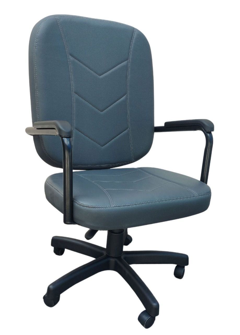Cadeira Poltrona Diretor Giratória para Obeso até 150 kg Escritório Home  Office - WFS Moveis, moveis para escritório, cadeira para escritório,  recepção, armários para escritório, gaveteiros, mesas para reunião