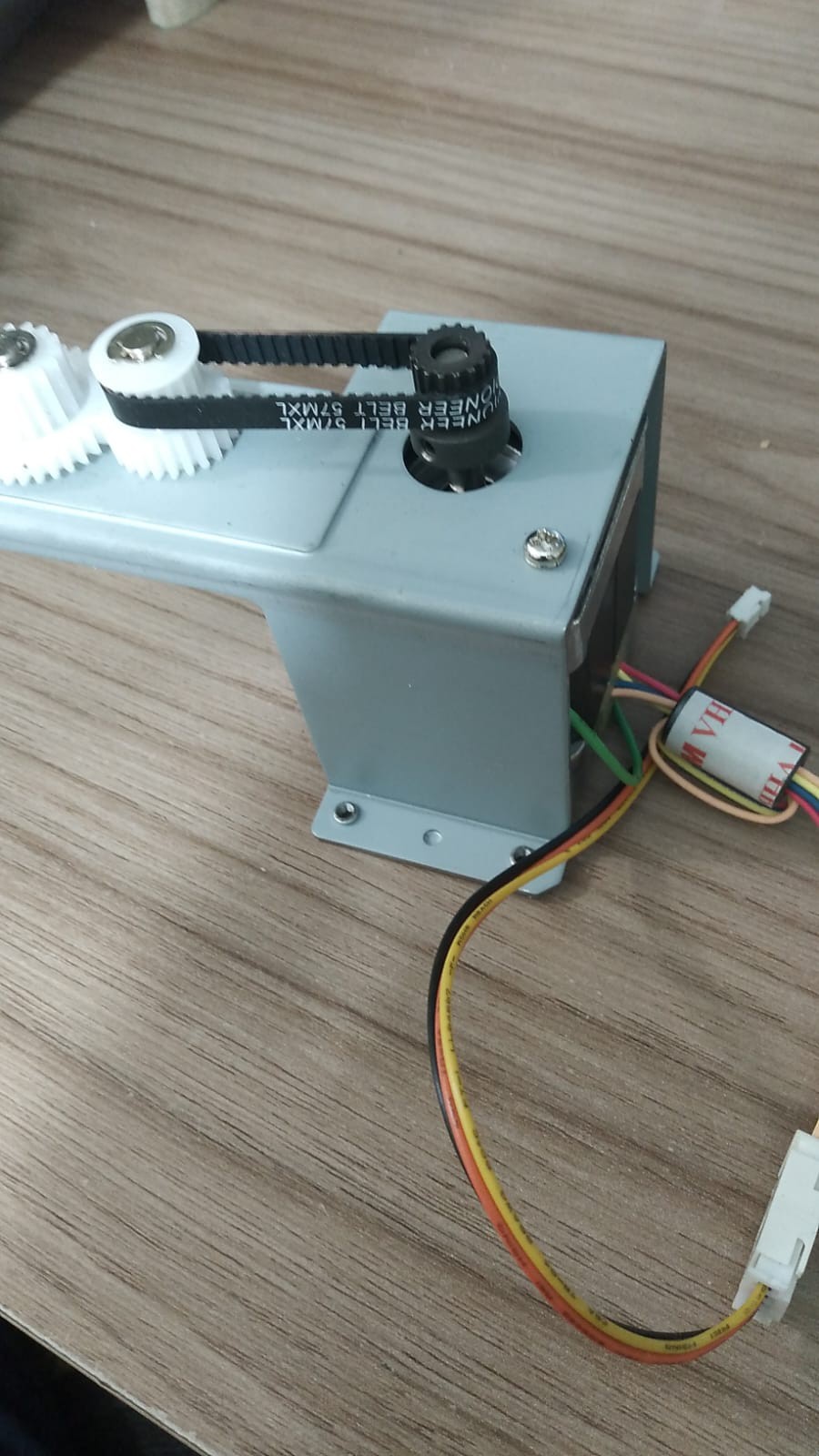 Motore Passo-passo Nema 17 Minebea 43 Oz/in Con Cinghia S3M 720mm E Rullo Folle Per Stampanti 3D - Usato Ma In Buono Stato