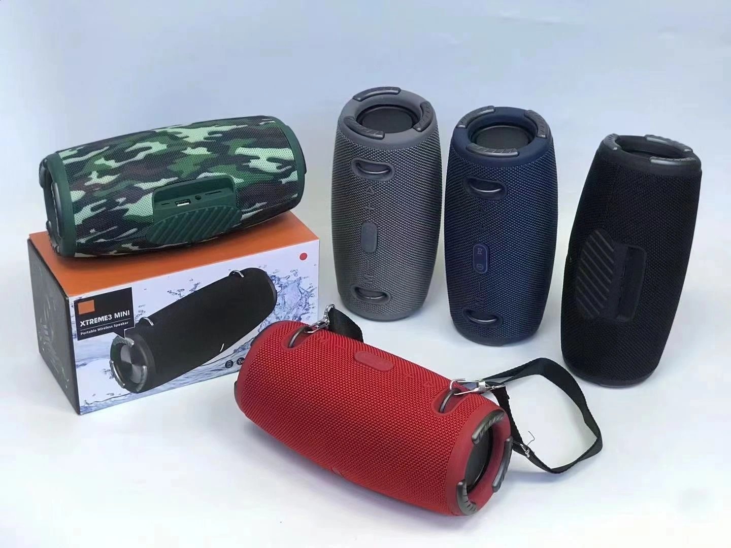 Caixa de Som Xtreme 3 Bluetooth Portátil 29 cm - MAGAZINE - Moda, calçados,  acessórios; eletrônicos; ferramentas; esporte e fitness; joias; pet;  suplementos; brinquedos;