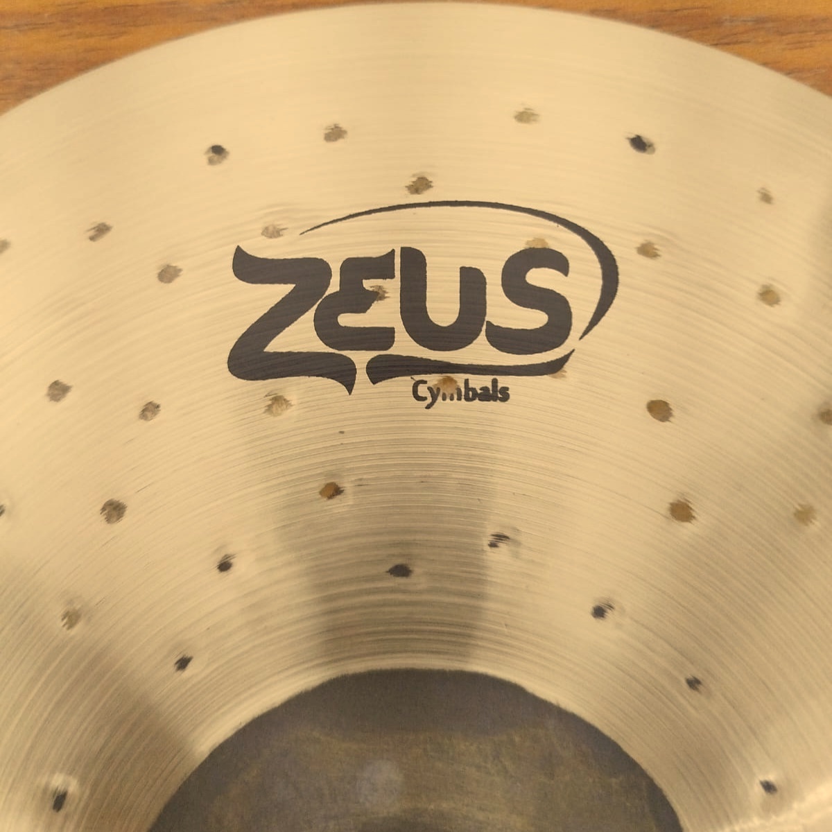 Prato Splash 12 Polegadas Zeus Classic Dark Zcds12 Liga B20 - O