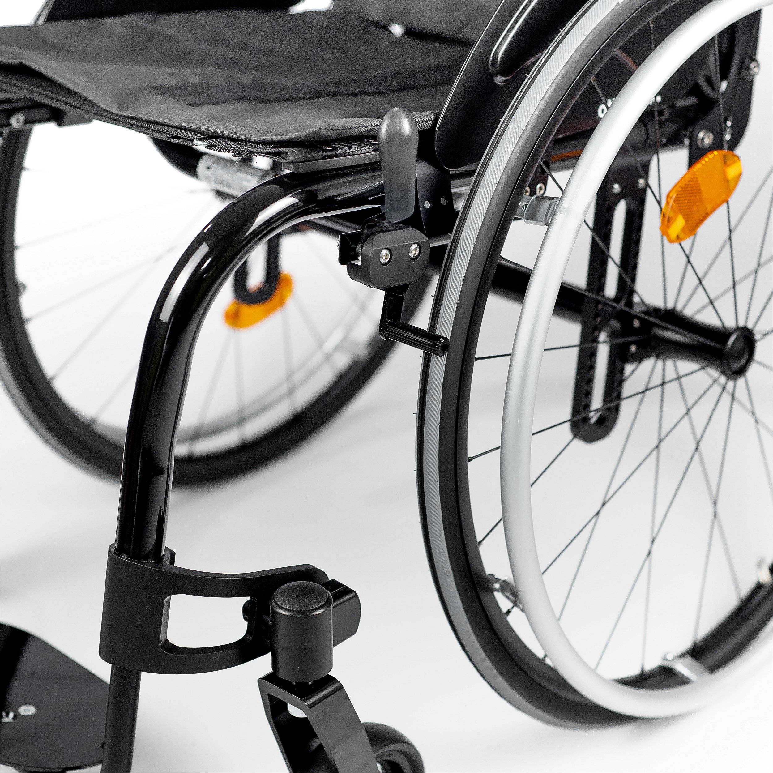 グロテスク UNRATED VERSION Cadeira de Rodas Monobloco Padrão Ventus Ottobock - Mobility